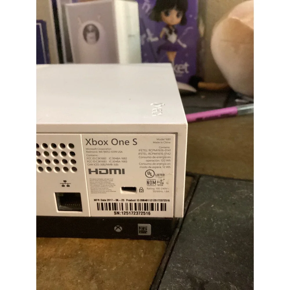 Microsoft Xbox One S 500GB White Console Bundle with GTA 5 and Controller